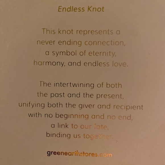 Endless Enternity Knot Art Glass Sculpture Handmade - Picture 5 of 5